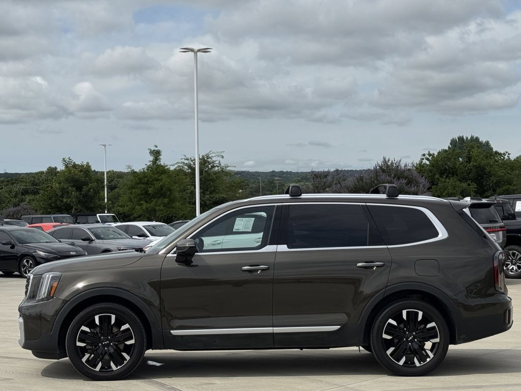 Used 2024 Kia Telluride SX Prestige AWD/4WD image 3