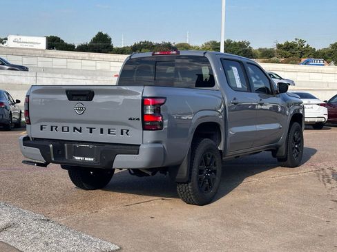 New 2026 Nissan Frontier SV AWD/4WD image 5