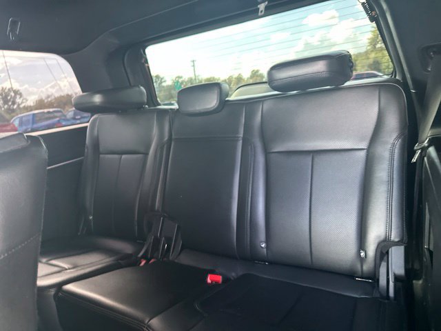 Used 2018 Ford Expedition XLT w/ Equipment Group 202A RWD image 22