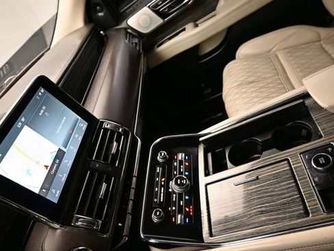 Used 2020 Lincoln Navigator L Black Label image 22