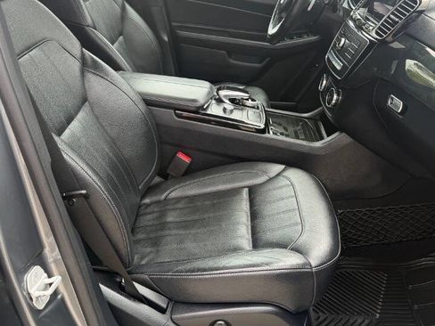 Used 2017 Mercedes-Benz GLS 450 4MATIC image 11