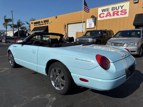 Used 2003 Ford Thunderbird image 3
