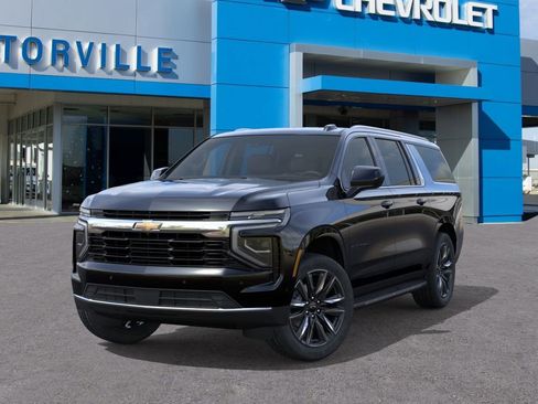 New 2026 Chevrolet Suburban LS w/ LS Custom Edition RWD image 6