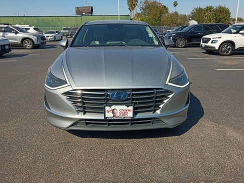 Used 2020 Hyundai Sonata SE image 2