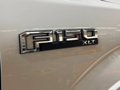 Used 2018 Ford F150 XLT w/ Equipment Group 302A Luxury AWD/4WD image 11