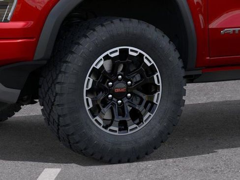 New 2026 GMC Canyon AT4 AWD/4WD image 9