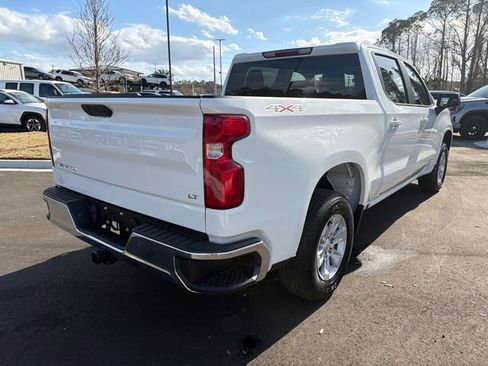 Used 2025 Chevrolet Silverado 1500 LT image 10