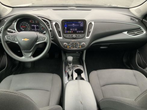 Used 2024 Chevrolet Malibu LT image 48