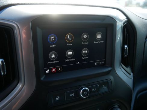 Used 2020 Chevrolet Silverado 1500 Custom w/ Trailering Package AWD/4WD image 4
