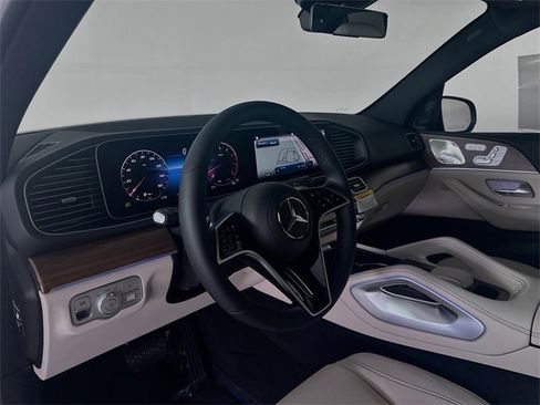New 2026 Mercedes-Benz GLE 450 4MATIC image 9