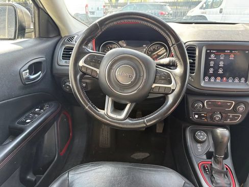 Used 2019 Jeep Compass Trailhawk AWD/4WD image 7