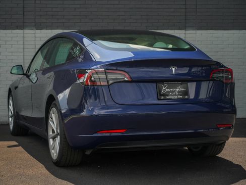 Used 2023 Tesla Model 3 Standard Range RWD image 7