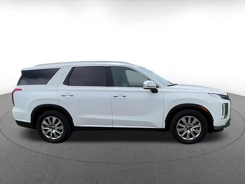 Used 2025 Hyundai Palisade SEL AWD/4WD image 16