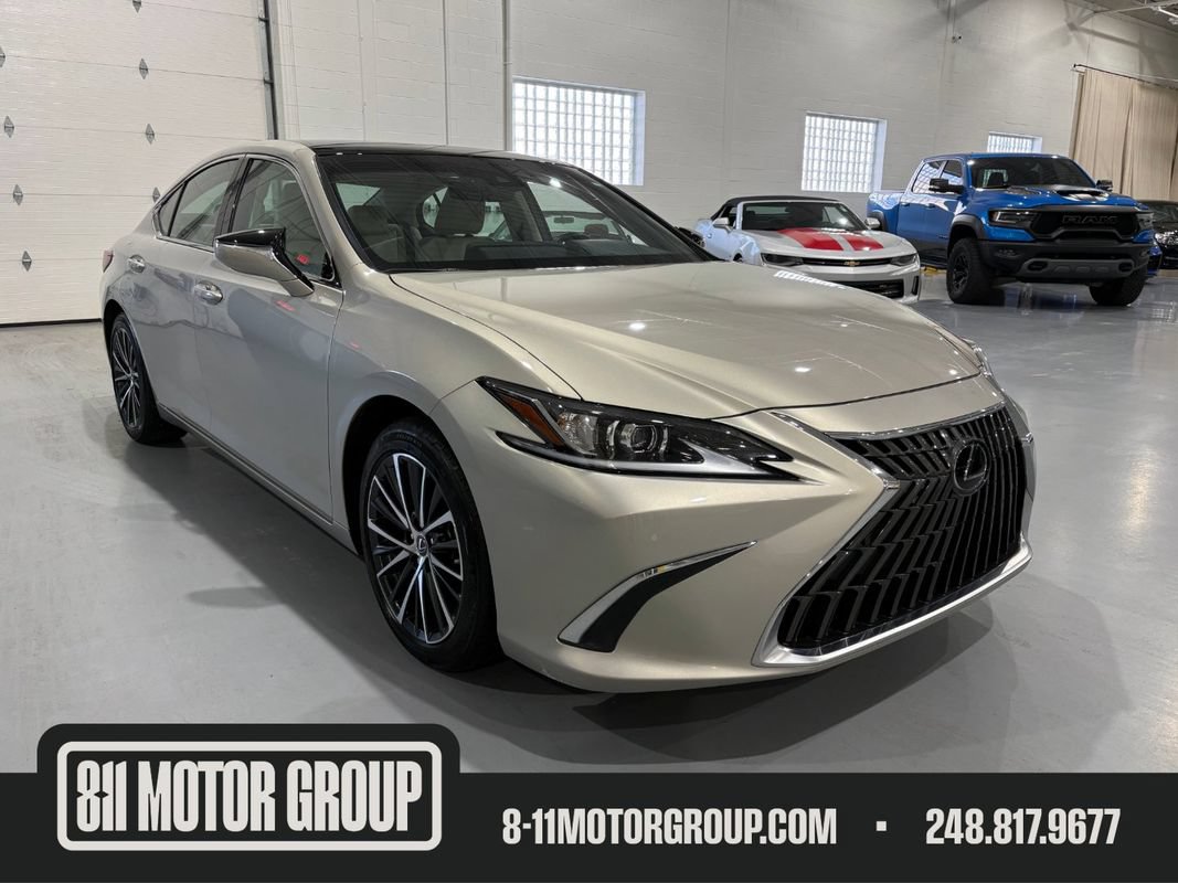 Used 2023 Lexus ES 350 w/ Premium Package FWD image 1