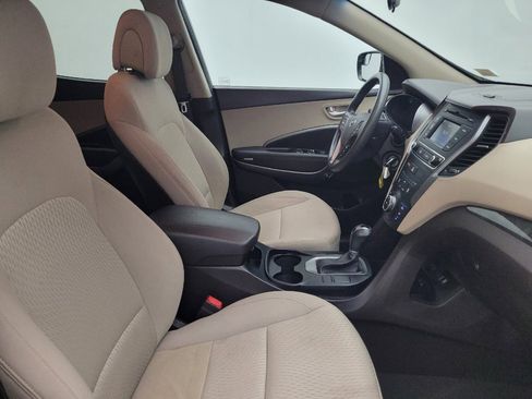 Used 2018 Hyundai Santa Fe Sport image 21