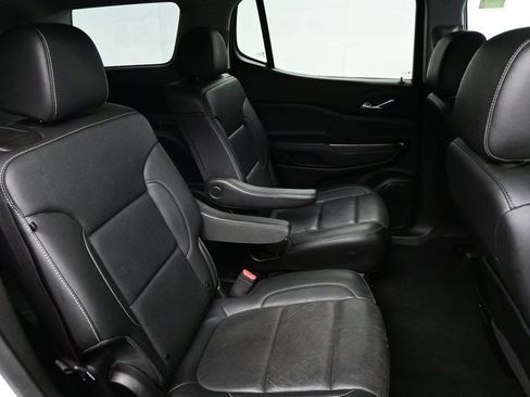 Used 2023 GMC Acadia SLT w/ Elevation Edition FWD image 34