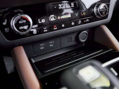 New 2026 Mitsubishi Outlander SEL FWD image 53