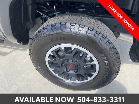 Certified 2026 Toyota Tacoma TRD Off-Road AWD/4WD image 14