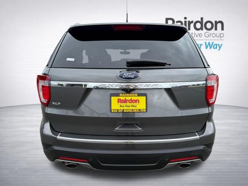 Used 2018 Ford Explorer XLT w/ Equipment Group 201A FWD image 6