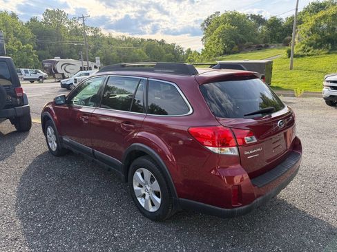 Used 2012 Subaru Outback 2.5i Limited AWD/4WD image 8