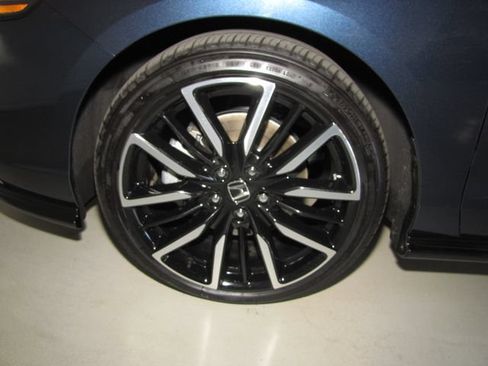 Used 2025 Honda Accord Touring image 26