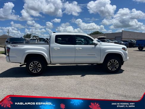Used 2021 Toyota Tacoma TRD Sport w/ TRD Premium Sport Package RWD image 4