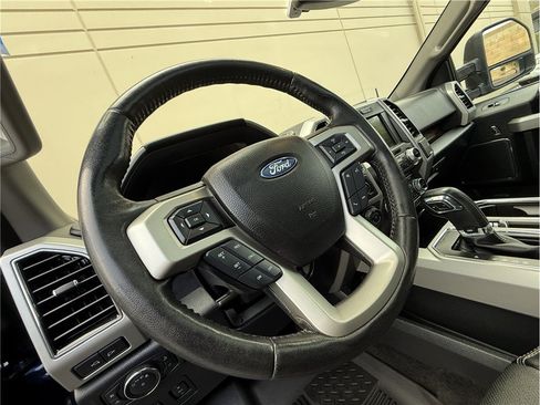 Used 2018 Ford F150 Lariat w/ Equipment Group 501A Mid AWD/4WD image 20