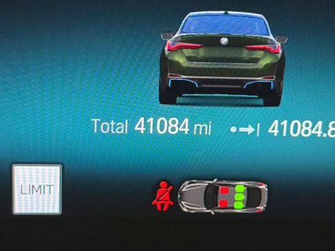 Used 2023 BMW i4 eDrive35 RWD image 25