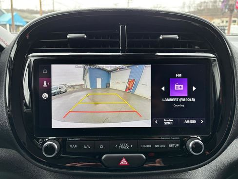 Used 2023 Kia Soul GT-Line w/ GT-Line Technology Package image 32