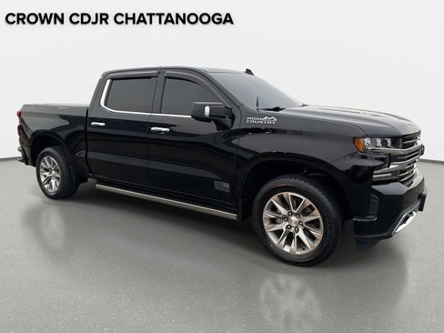 Used 2019 Chevrolet Silverado 1500 High Country w/ Technology Package image 2