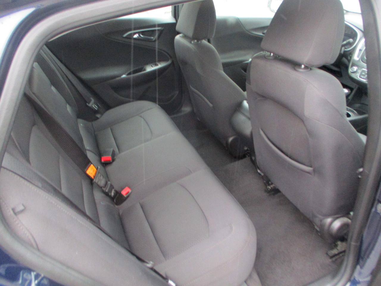 Used 2017 Chevrolet Malibu LS FWD image 8
