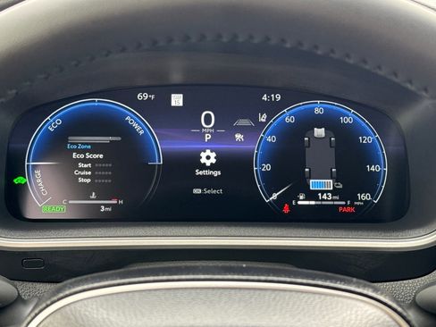 New 2026 Toyota Corolla LE FWD image 19