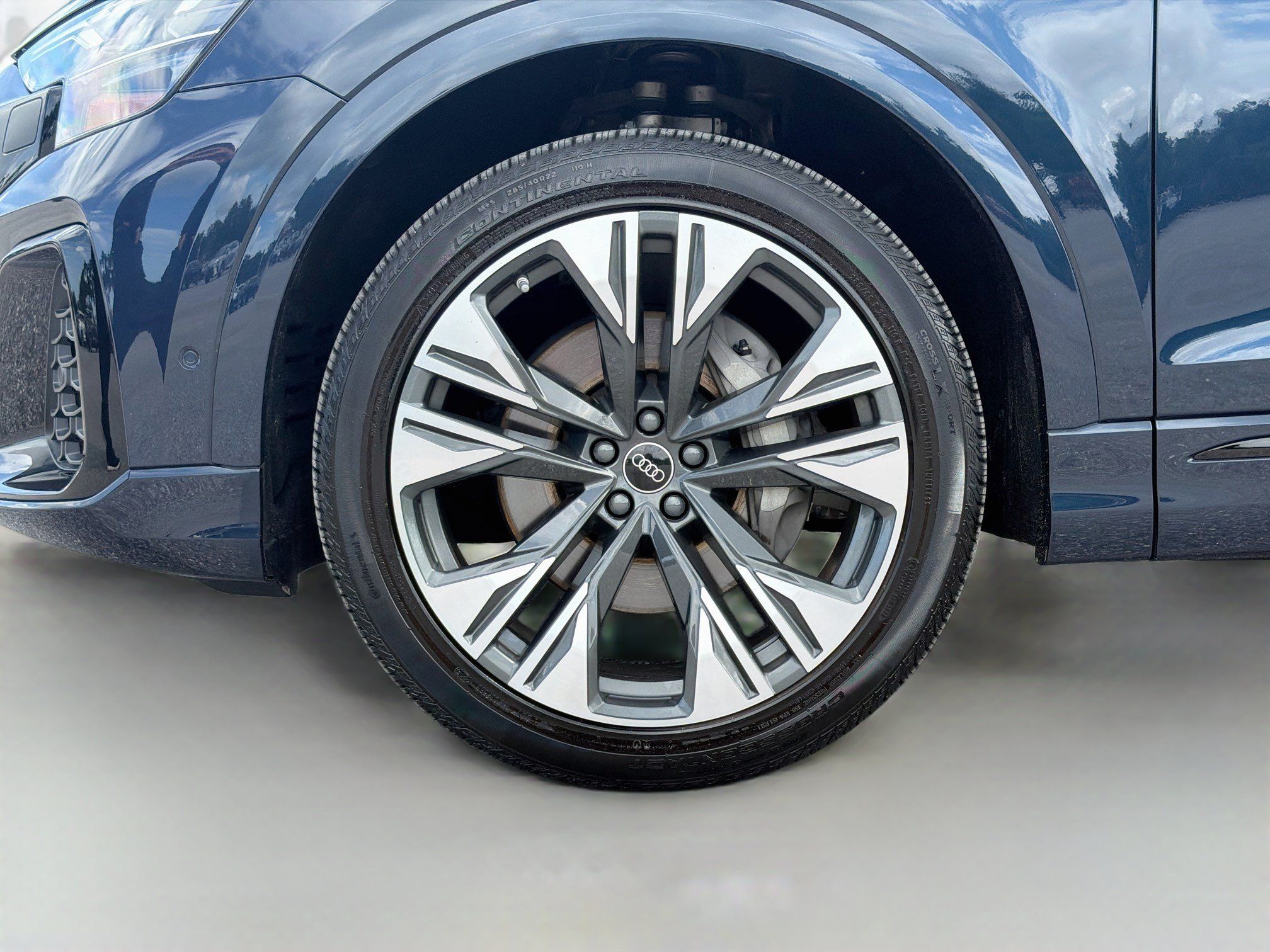 Used 2024 Audi Q8 Premium Plus AWD/4WD image 42