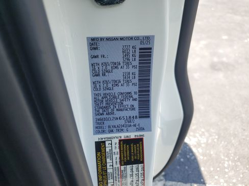 New 2025 Nissan Frontier S image 15