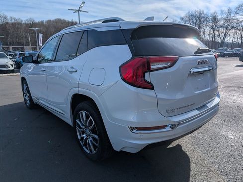 Certified 2022 GMC Terrain Denali w/ LPO, Floor Liner Package image 6