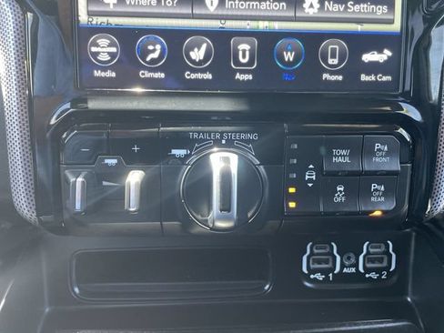 Used 2021 RAM 1500 Limited AWD/4WD image 18