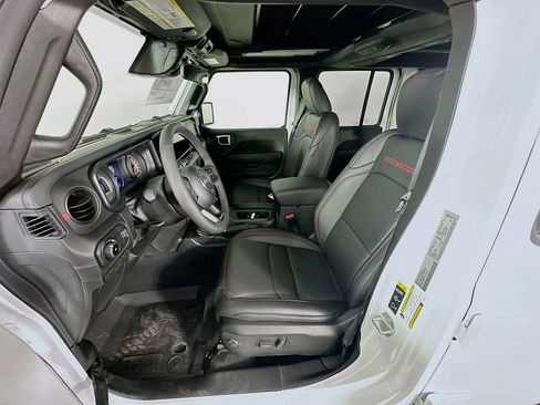 New 2026 Jeep Wrangler Unlimited Rubicon image 28