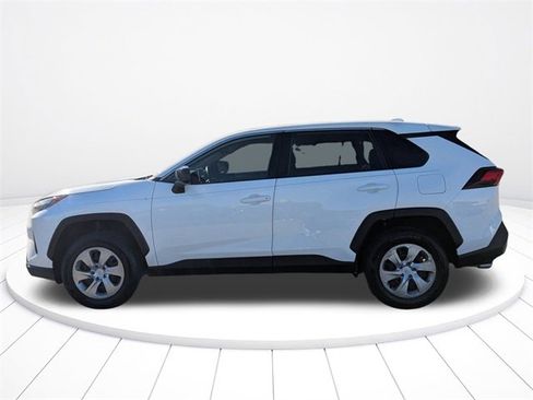 Used 2023 Toyota RAV4 LE image 6
