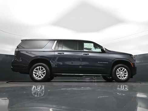 New 2026 Chevrolet Suburban LT w/ Comfort Package image 44