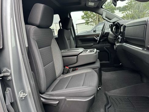 Certified 2024 Chevrolet Silverado 1500 LT AWD/4WD image 19