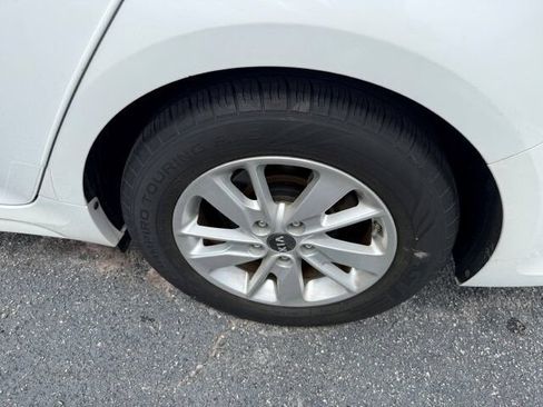Used 2016 Kia Optima LX FWD image 8
