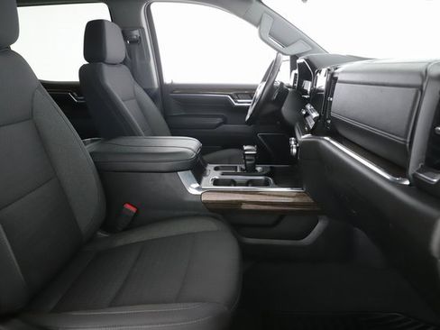 Used 2023 GMC Sierra 1500 Elevation image 30