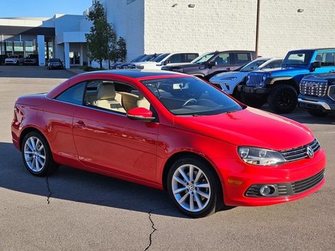 Used 2015 Volkswagen Eos Komfort image 3