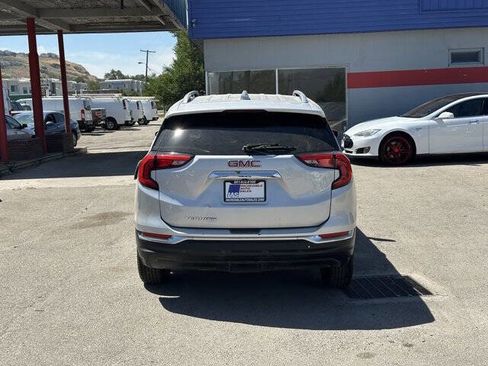 Used 2019 GMC Terrain SLT image 5