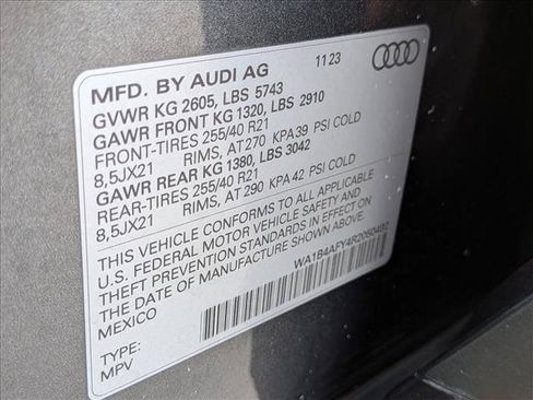 Used 2024 Audi SQ5 Premium Plus w/ Premium Plus Package AWD/4WD image 24