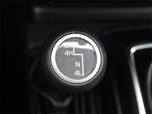 Used 2020 Jeep Wrangler Unlimited Sahara image 29