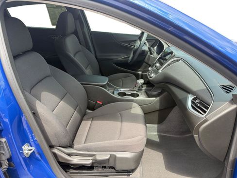 Used 2023 Chevrolet Malibu RS FWD image 24