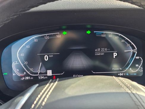 Used 2020 BMW 530e w/ Premium Package image 24