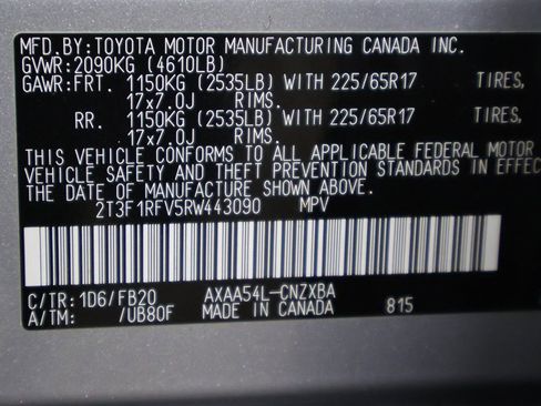 Used 2024 Toyota RAV4 LE AWD/4WD image 36