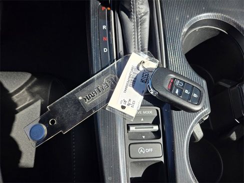 Used 2023 Honda Civic Sport image 25